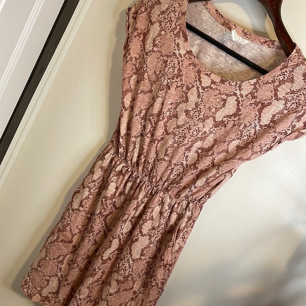 Pink snake skin dress pockets